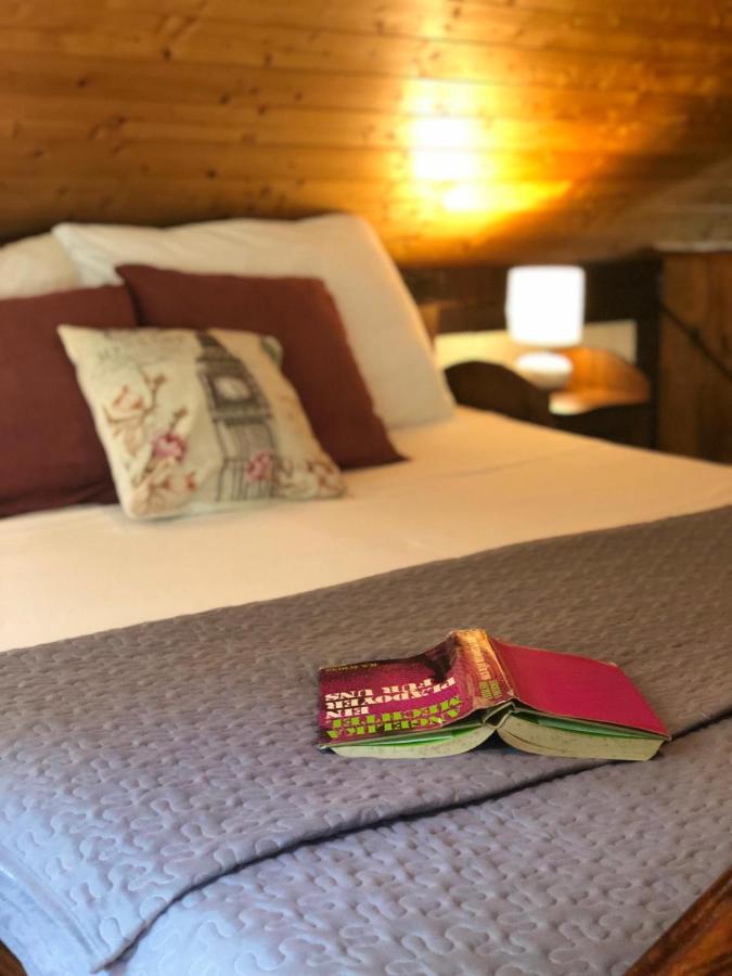 Guesthouse Pod Rastockim Krovom Слунь Екстер'єр фото